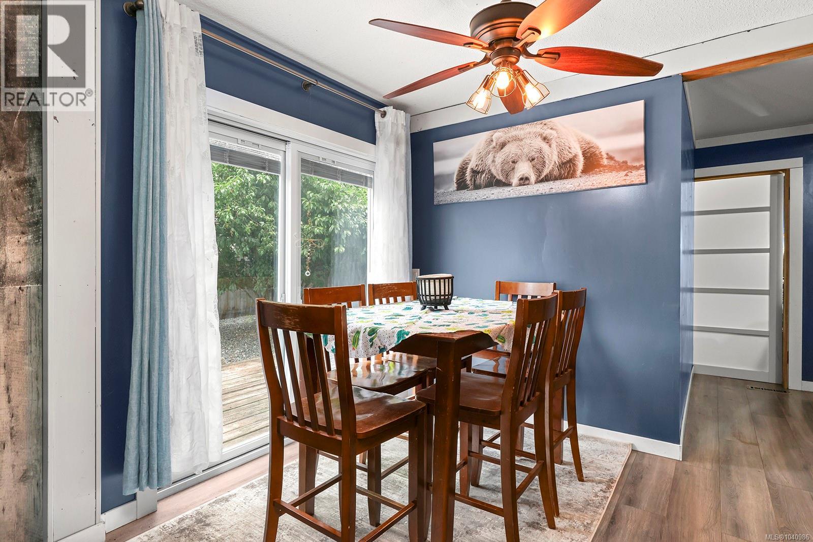 3863 Howard Ave - 5