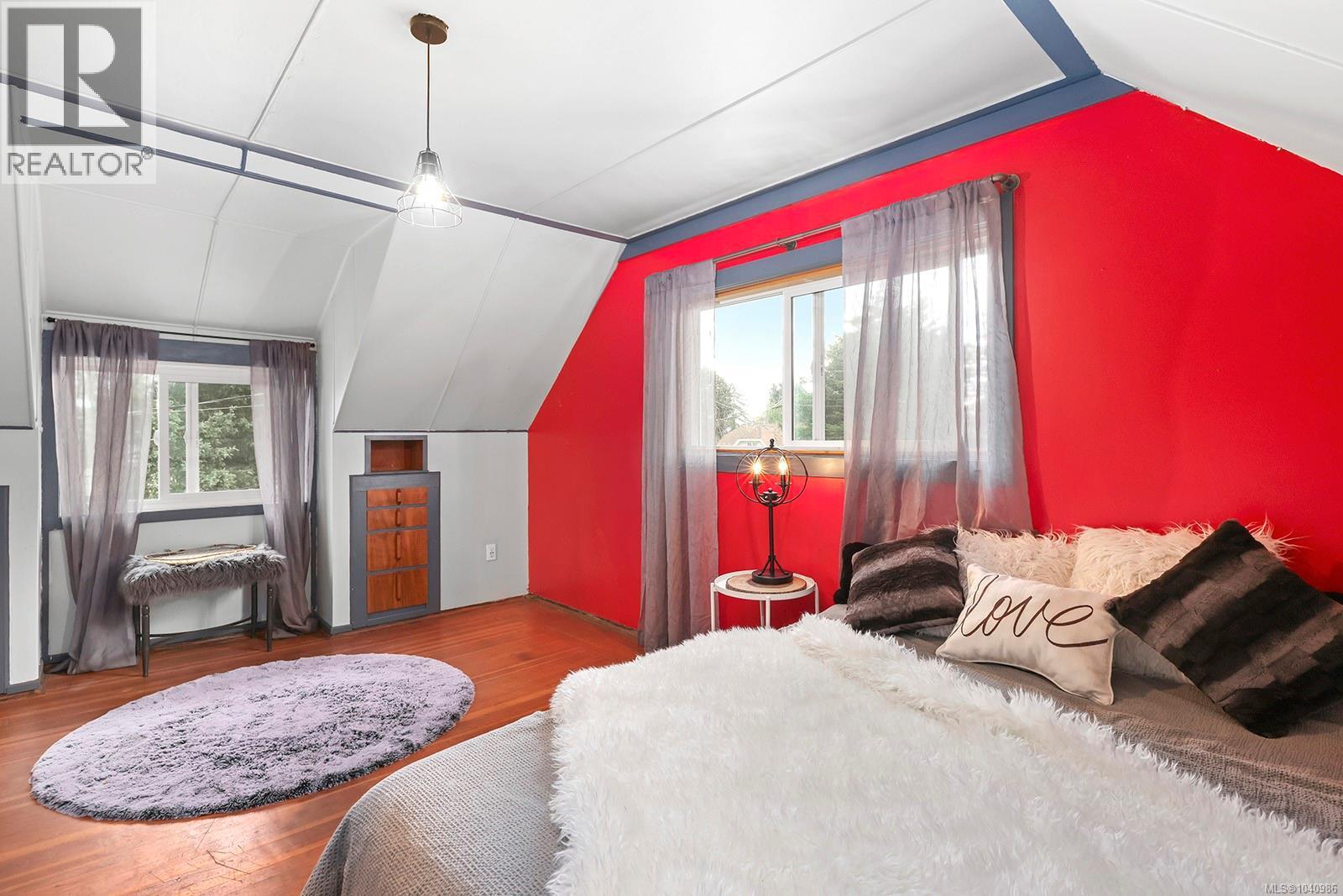 3863 Howard Ave - 7