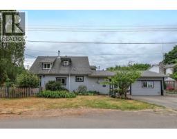 3863 Howard Ave, Royston, BC V0R2V0 Photo 14