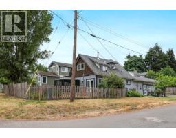 3863 Howard Ave, Royston, BC V0R2V0 Photo 15