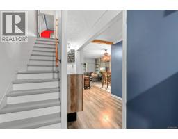3863 Howard Ave, Royston, BC V0R2V0 Photo 25