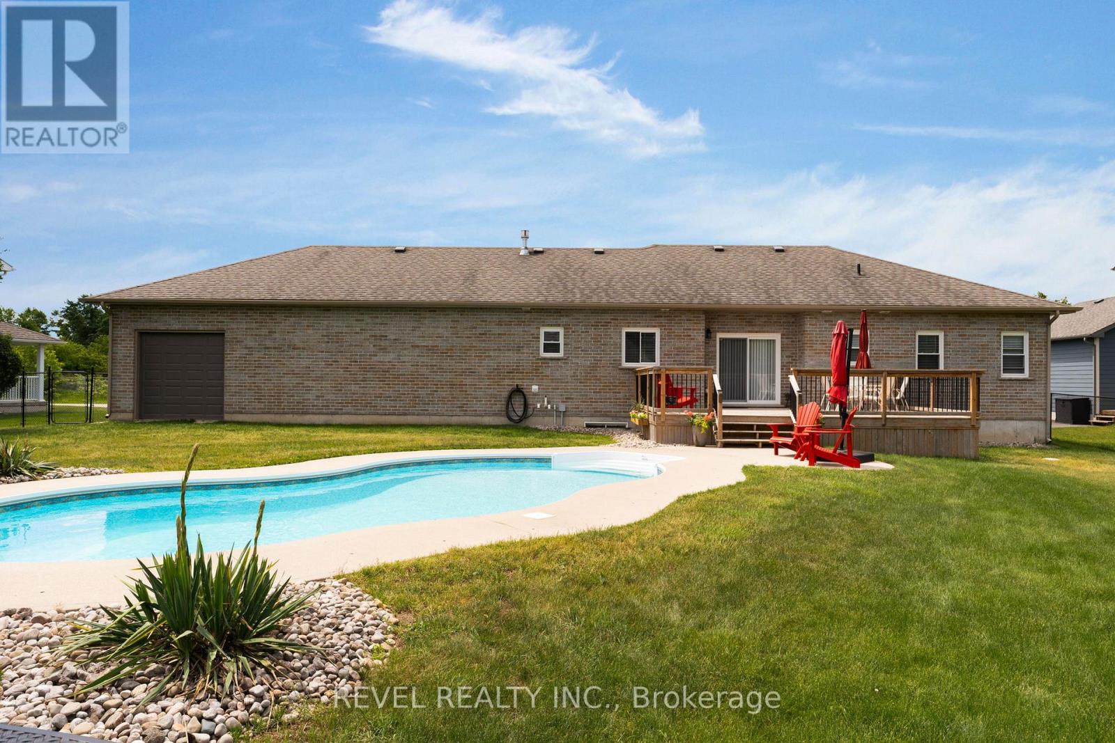 1962 ELANA DRIVE - 40