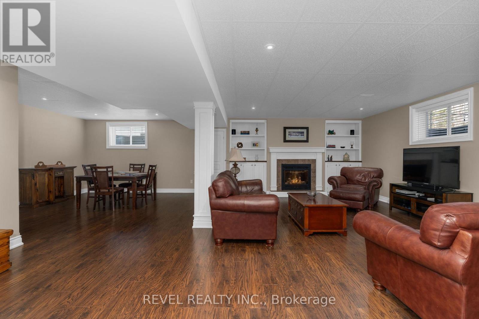 1962 ELANA DRIVE - 34
