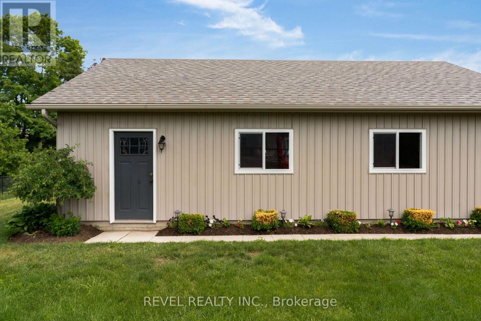 1962 ELANA DRIVE - 42