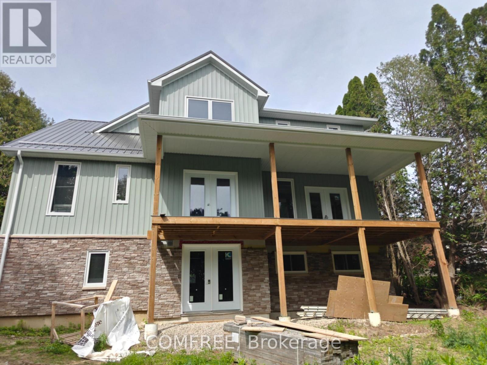 268 TUNIS STREET - 2