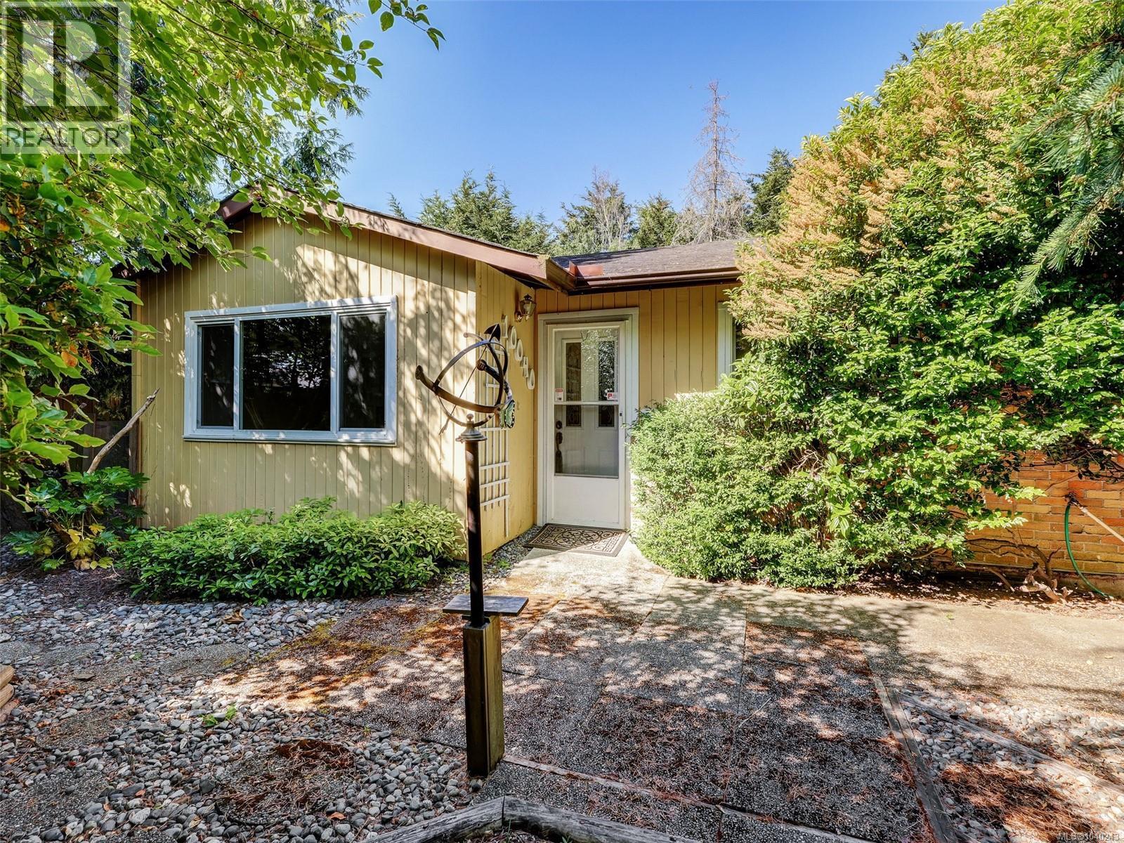 10040 Wisteria Pl - 1
