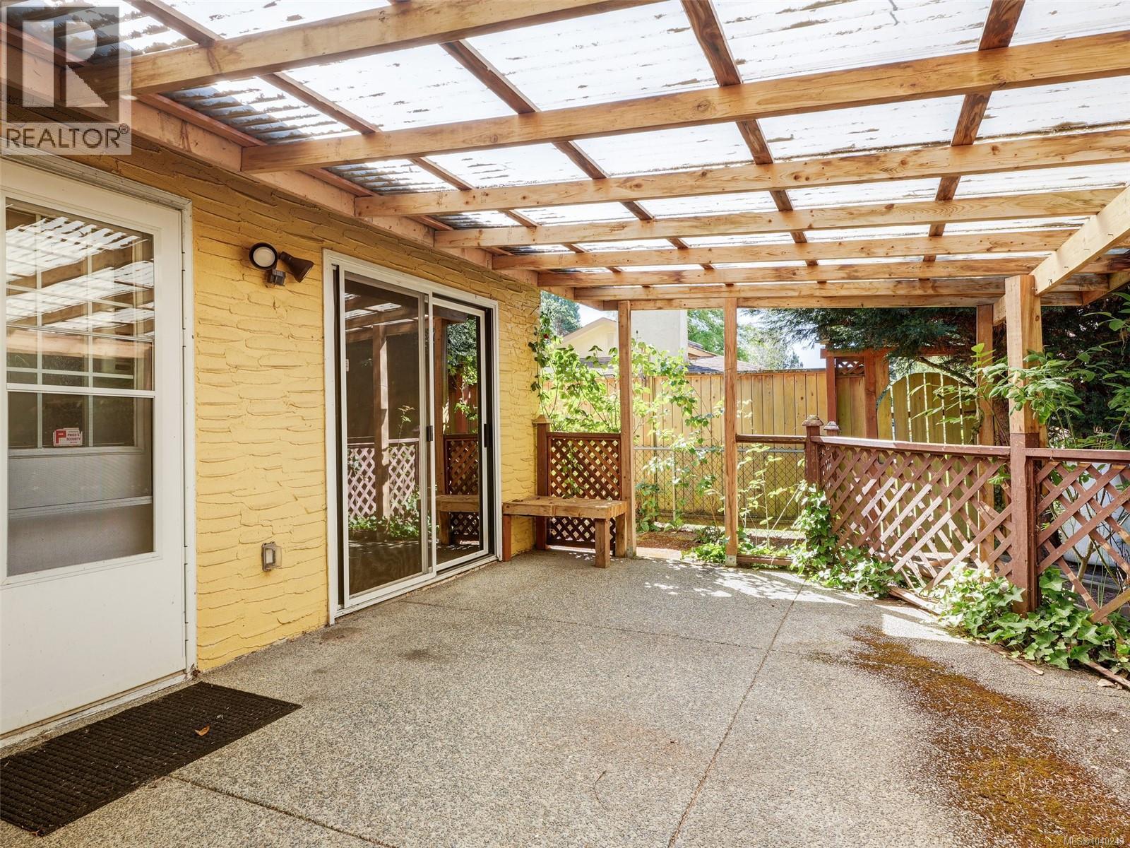 10040 Wisteria Pl - 20