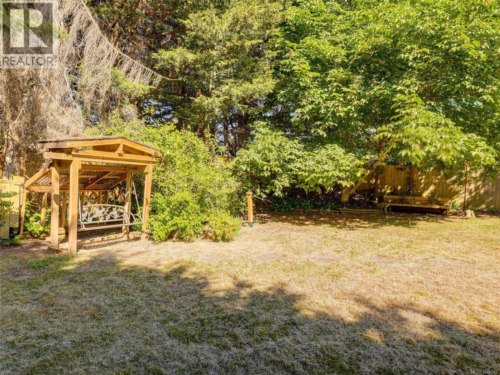 10040 Wisteria Pl - 23