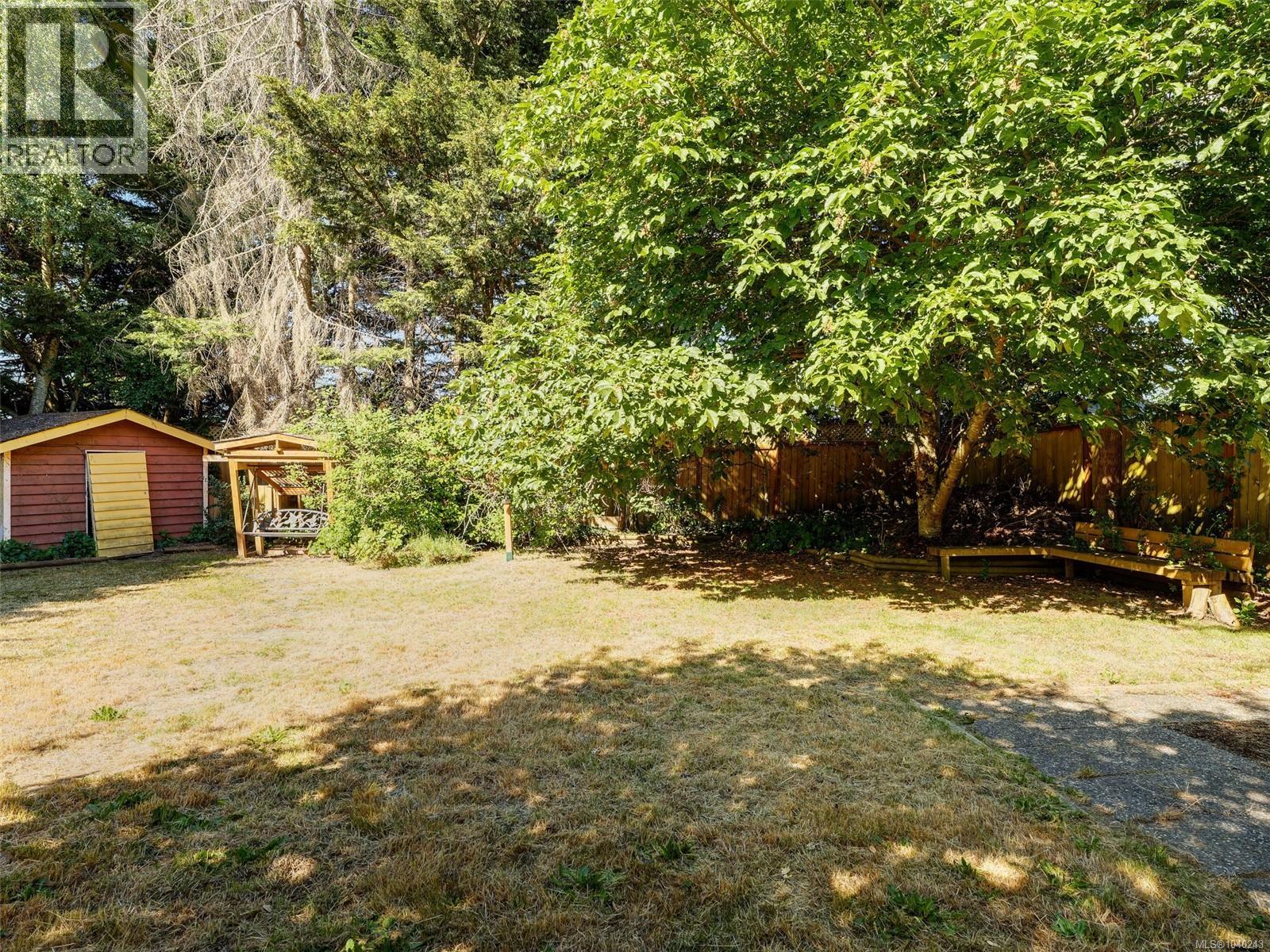 10040 Wisteria Pl - 24