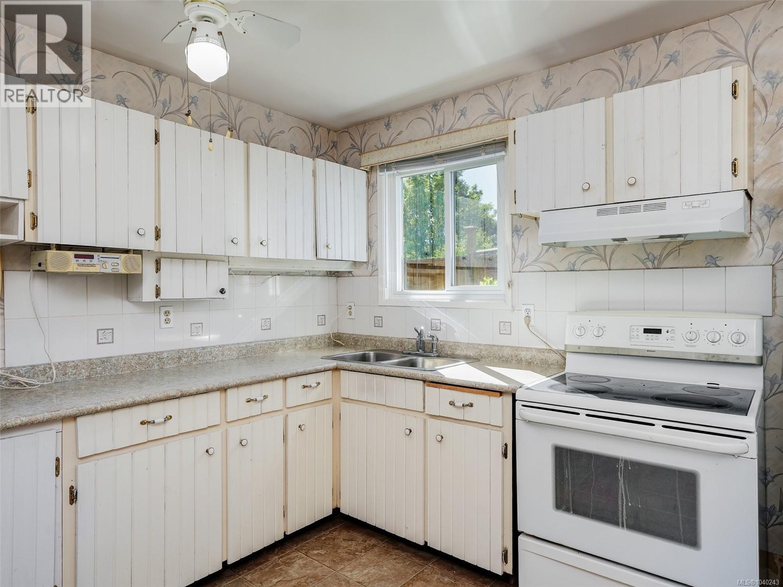 10040 Wisteria Pl - 3
