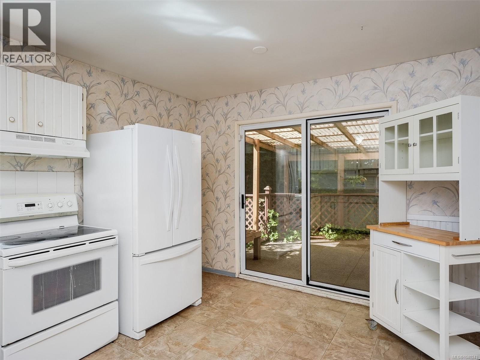 10040 Wisteria Pl - 4