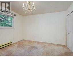 Entrance - 10040 Wisteria Pl, Sidney, BC V8L4E7 Photo 12