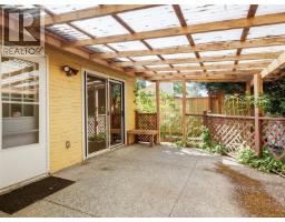 10040 Wisteria Pl, Sidney, BC V8L4E7 Photo 20