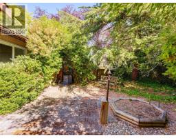 10040 Wisteria Pl, Sidney, BC V8L4E7 Photo 29