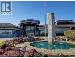 10040 Wisteria Pl, Sidney, BC V8L4E7 Photo 31