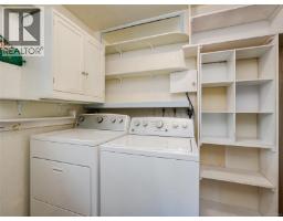 Primary Bedroom - 10040 Wisteria Pl, Sidney, BC V8L4E7 Photo 6