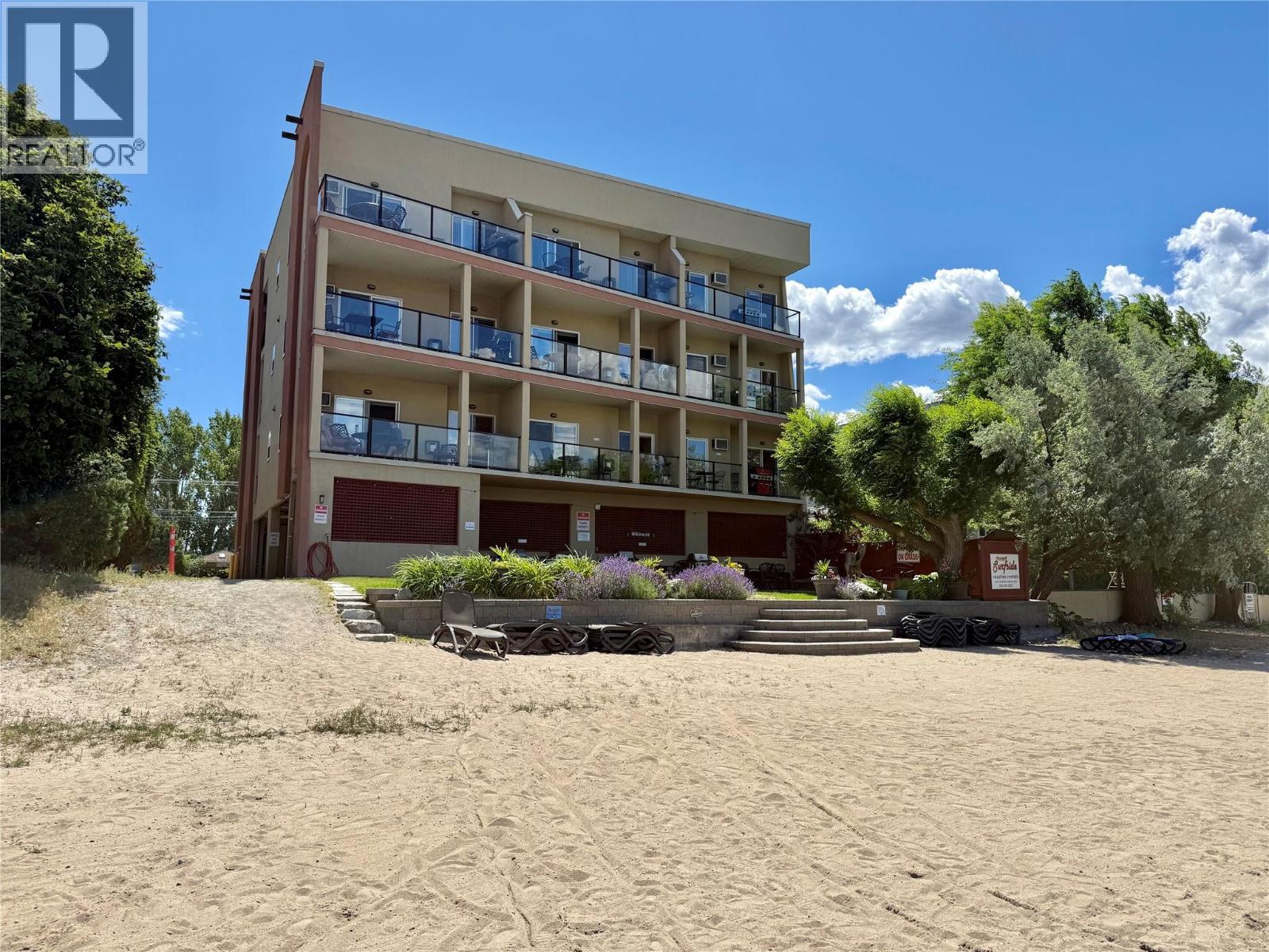 #208 7310 Main Street - 26