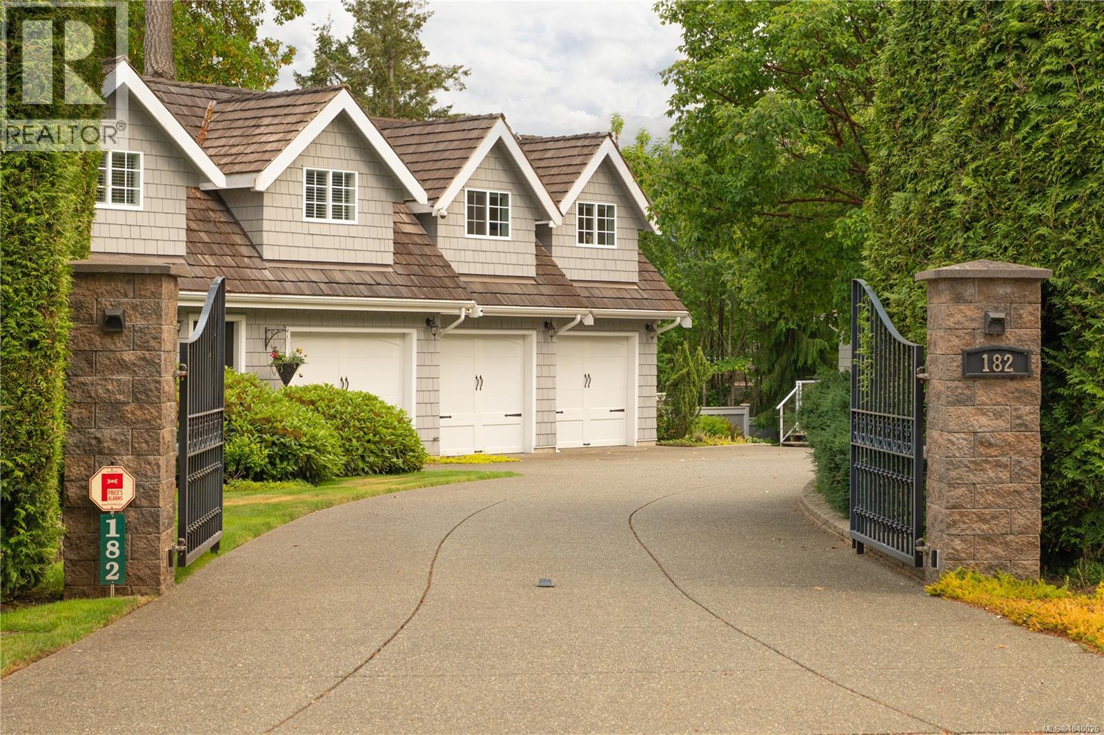 182 Baynes Dr - 5