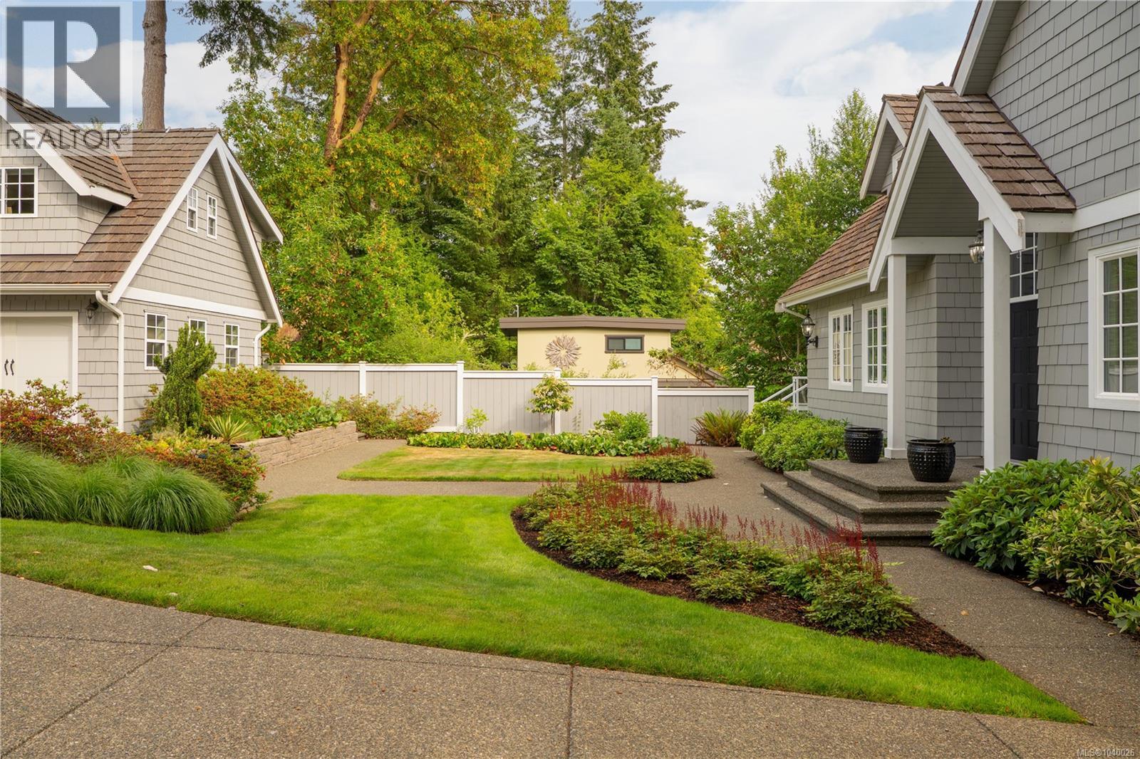 182 Baynes Dr - 11