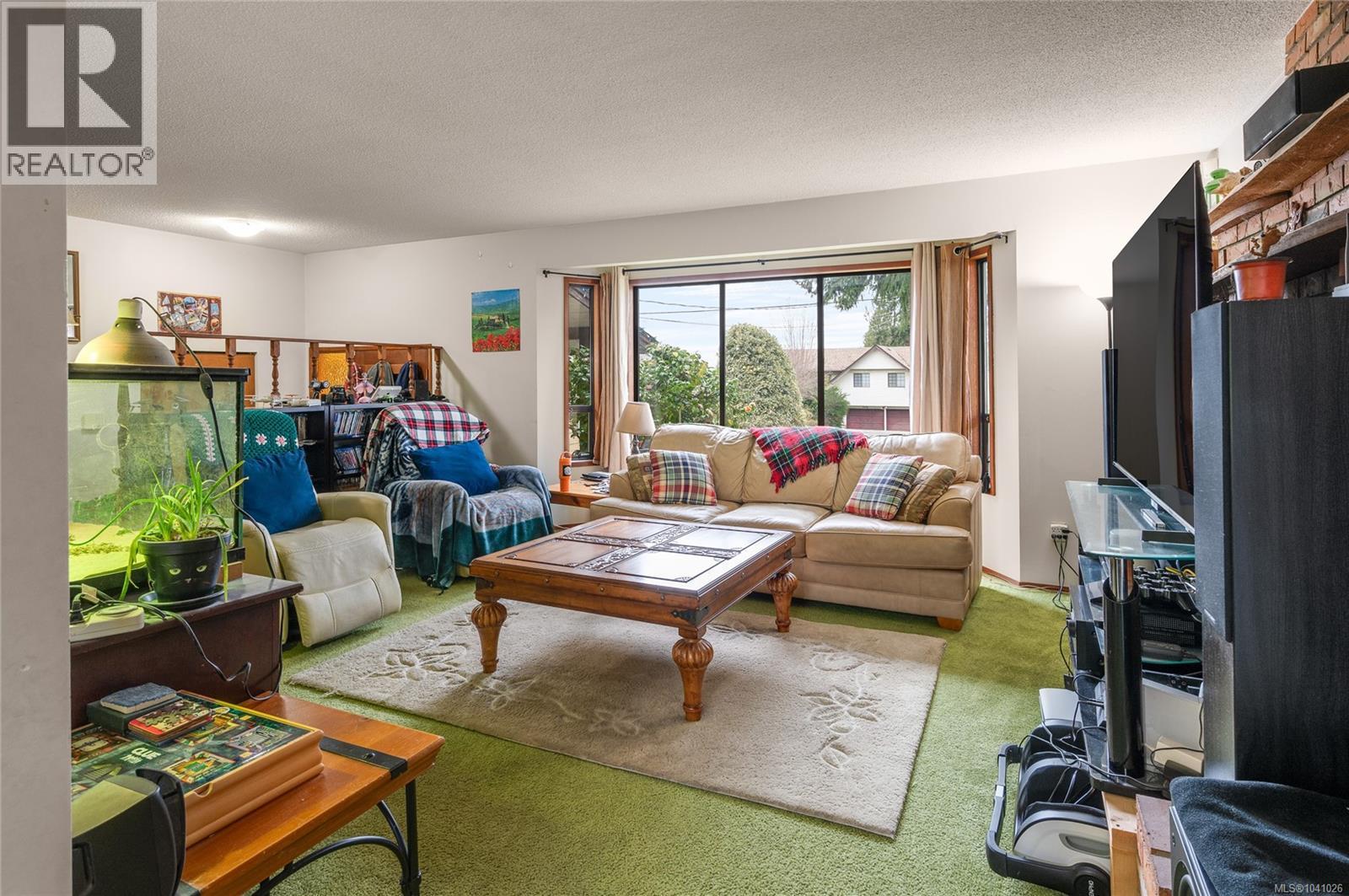 5561 Westdale Rd - Image 4