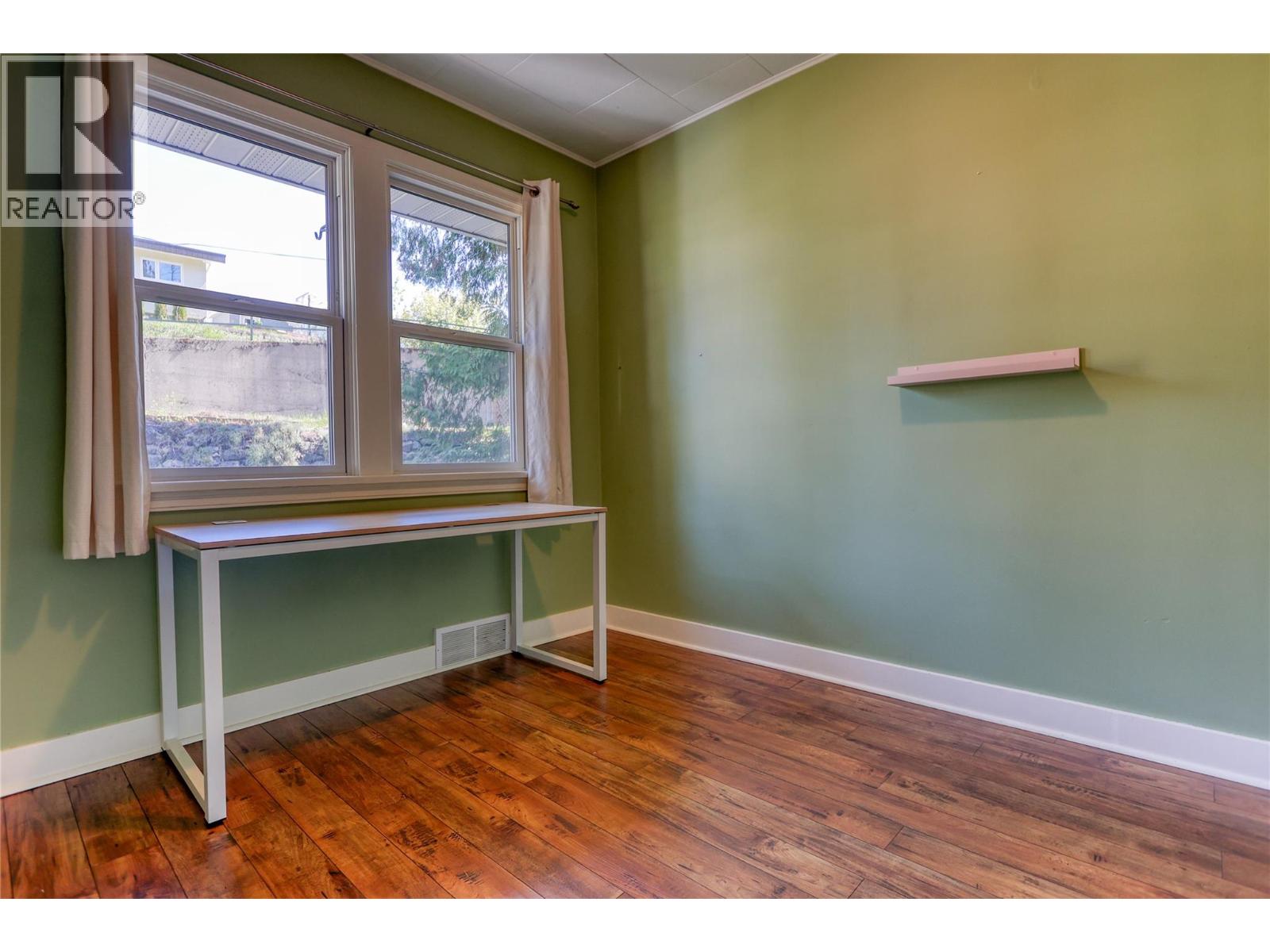 2551 Pinewood Drive - 13