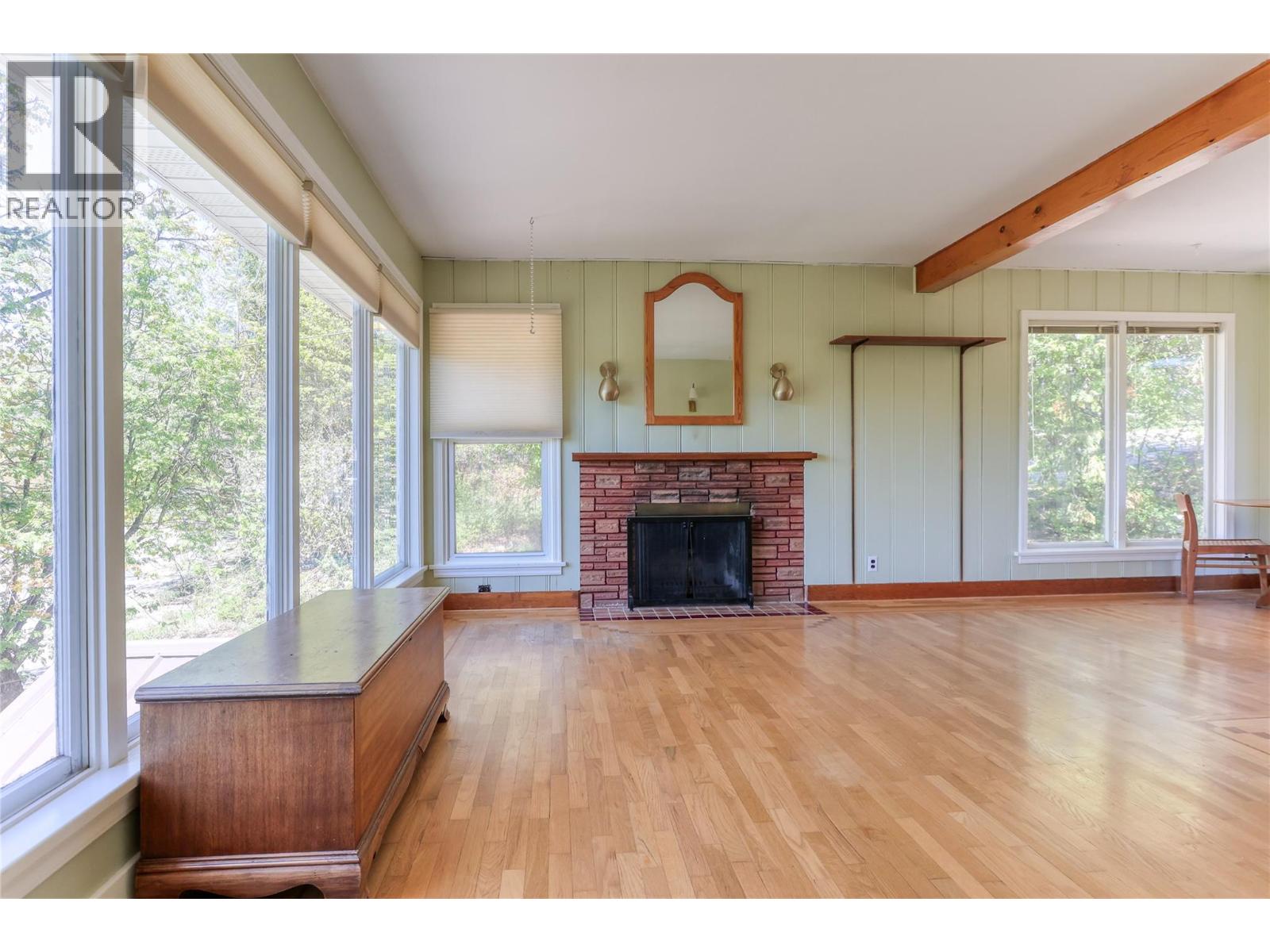 2551 Pinewood Drive - 4