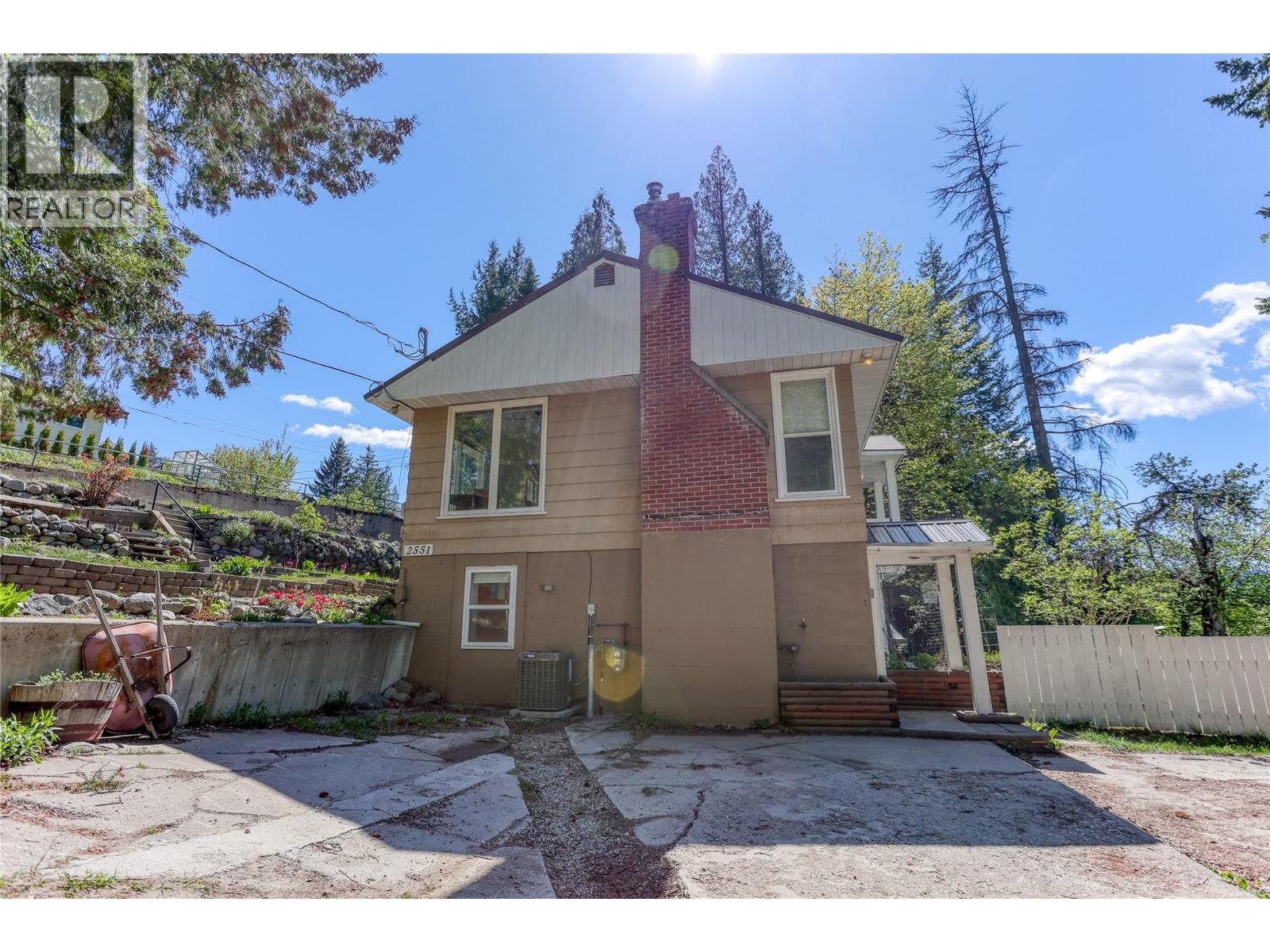 2551 Pinewood Drive - 26