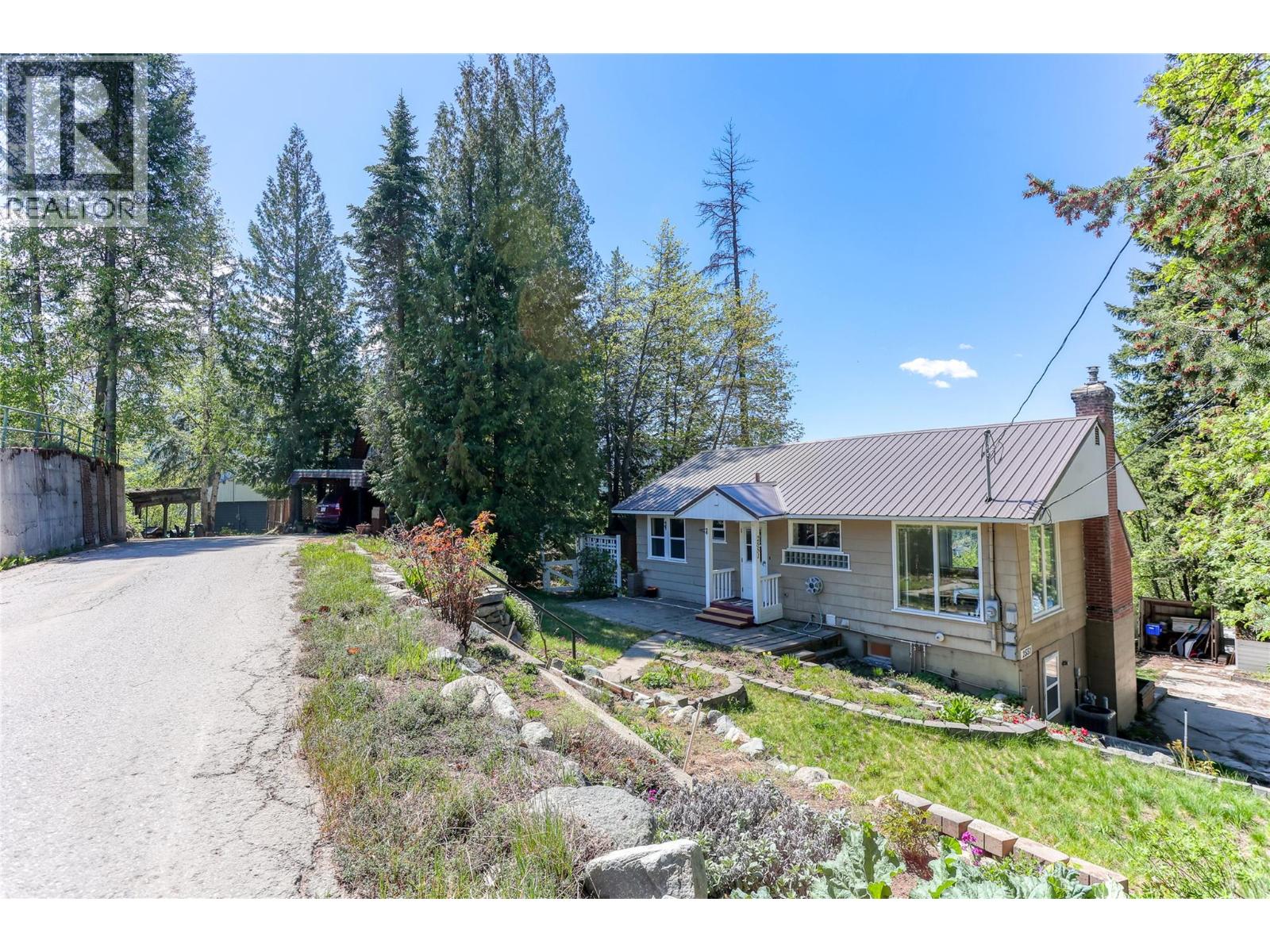 2551 Pinewood Drive - 2
