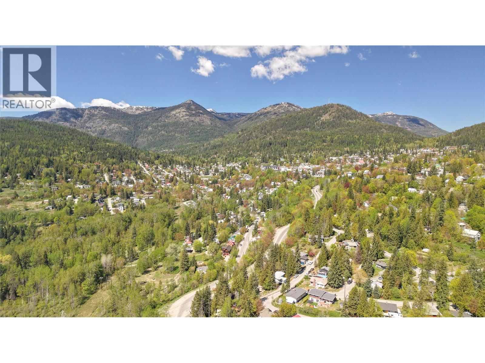 2551 Pinewood Drive - 29