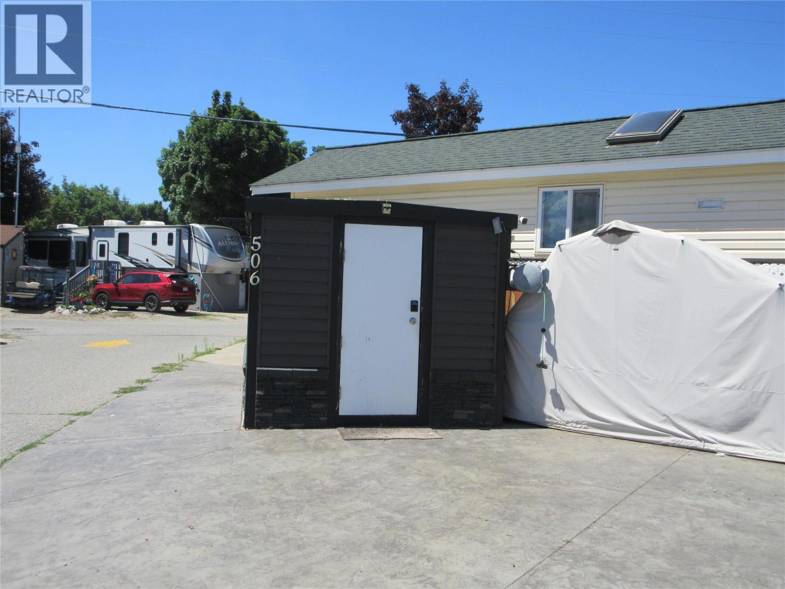#506 415 Commonwealth Road - 16