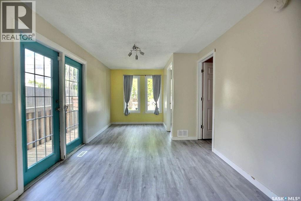 424 ARTHUR STREET - 12