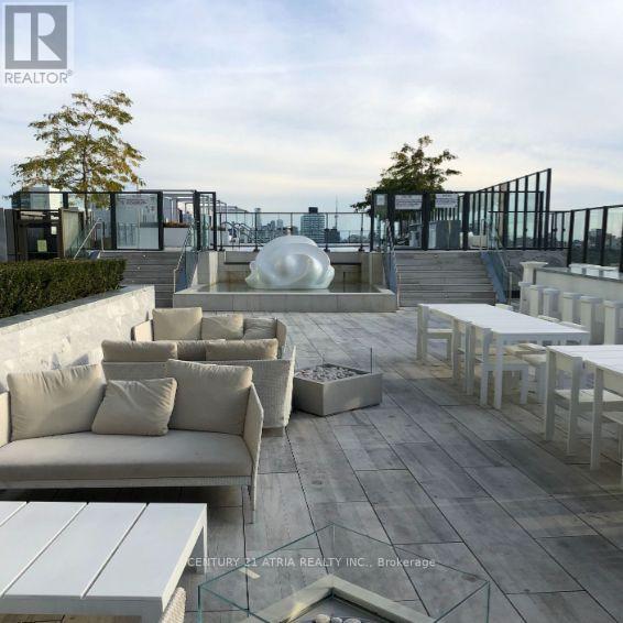 #1135 8 HILLSDALE AVENUE E - 9