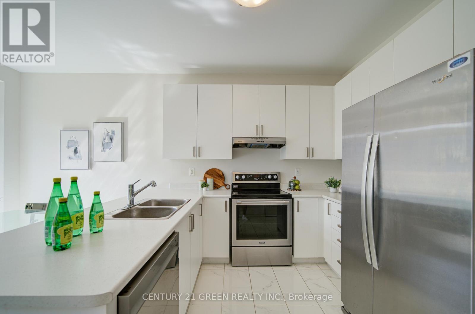 42 SPICER STREET - 13