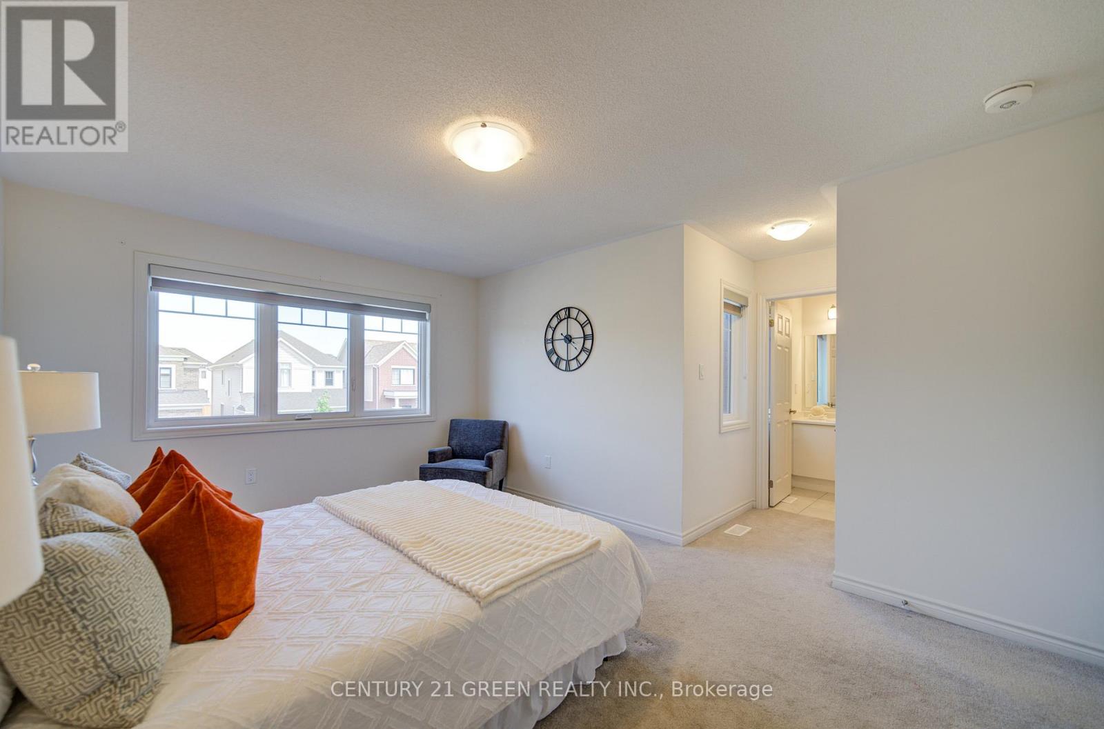 42 SPICER STREET - 30