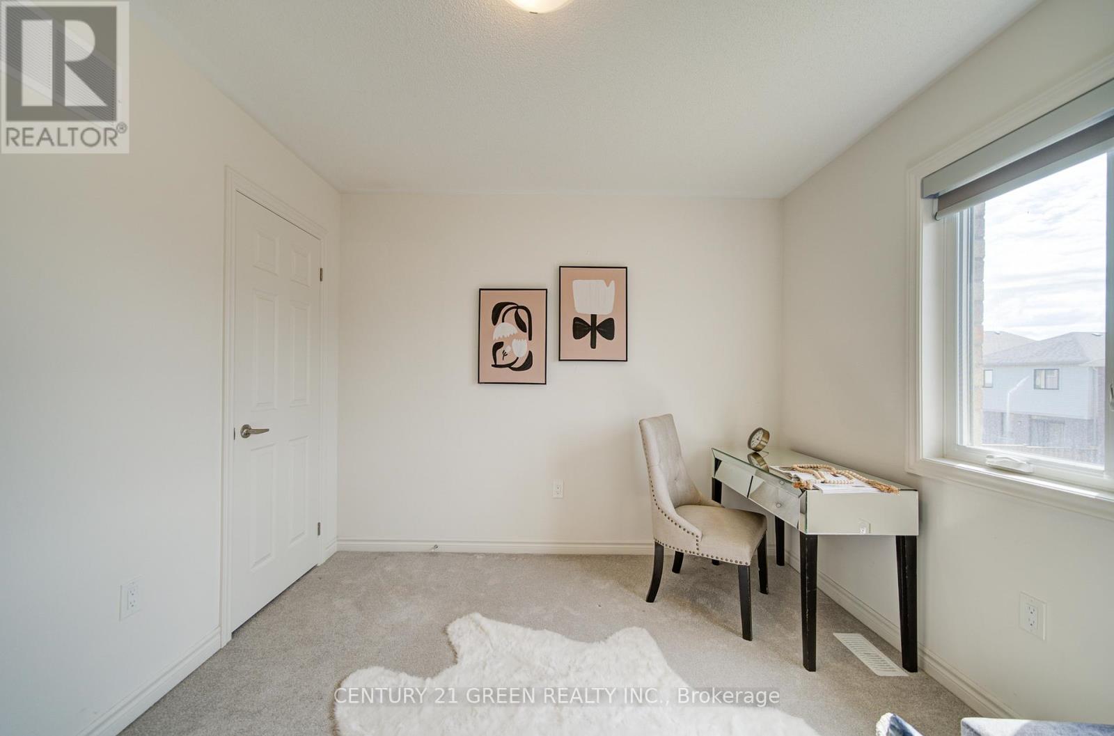 42 SPICER STREET - 38