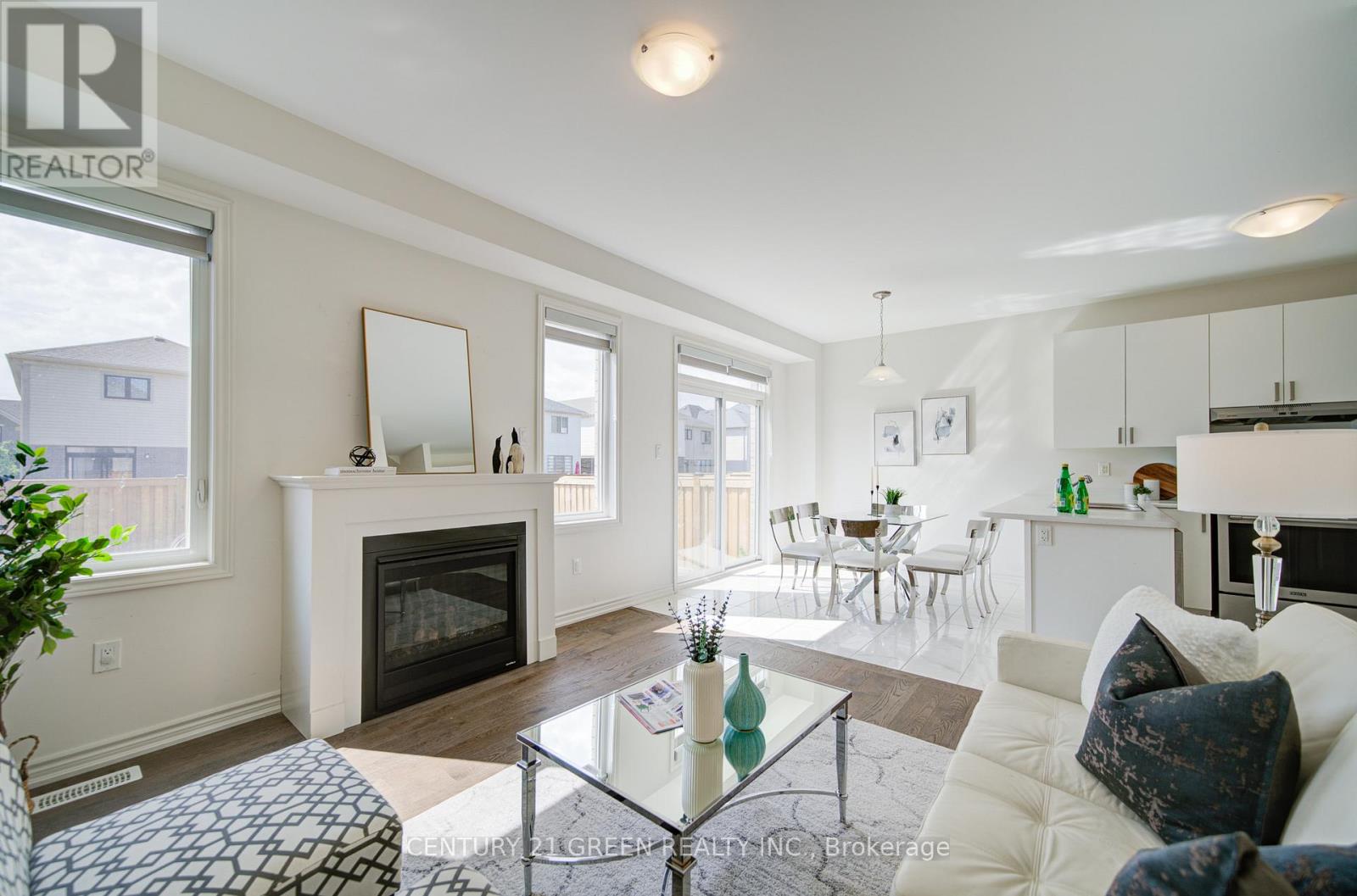 42 SPICER STREET - 23