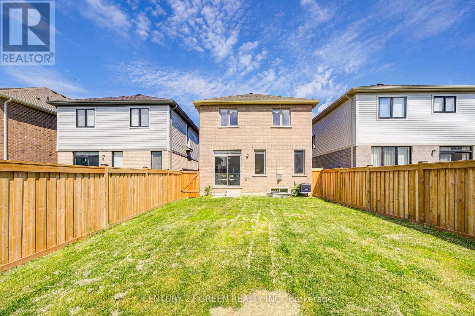 42 SPICER STREET - 48
