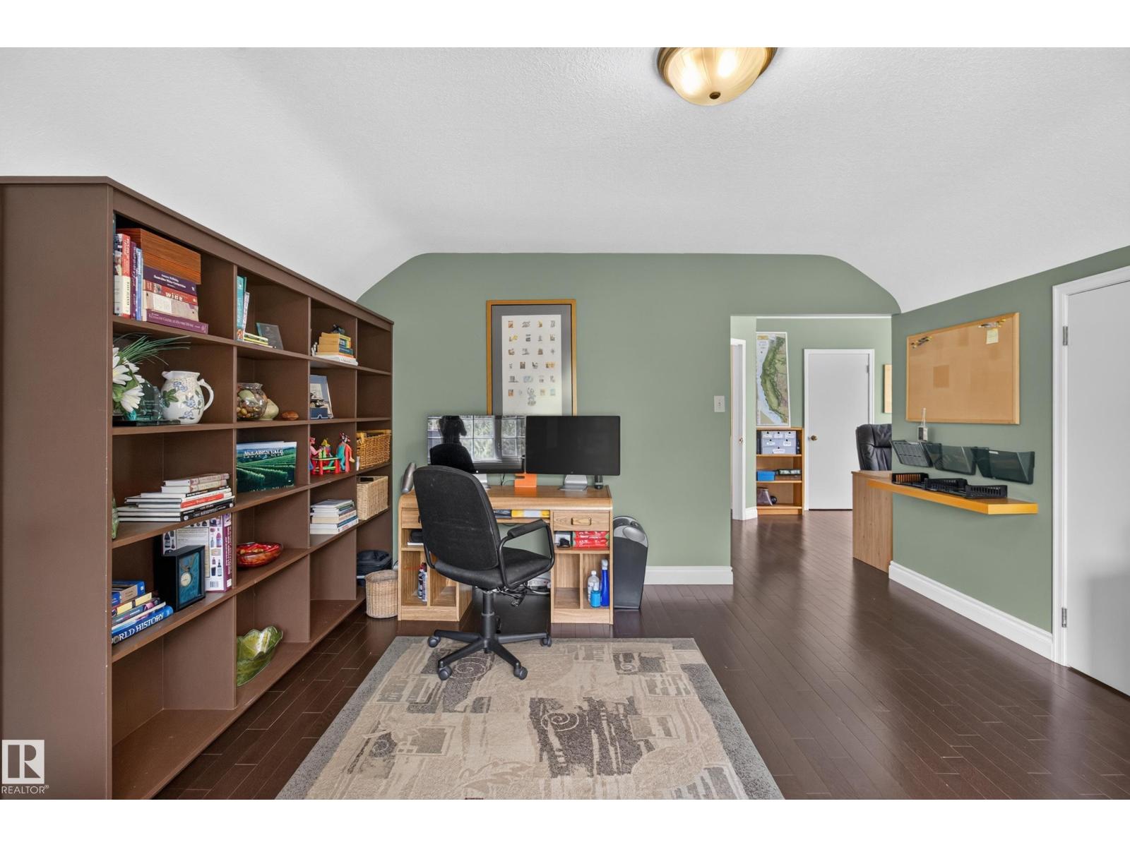 6631 123 ST NW NW — photo 45