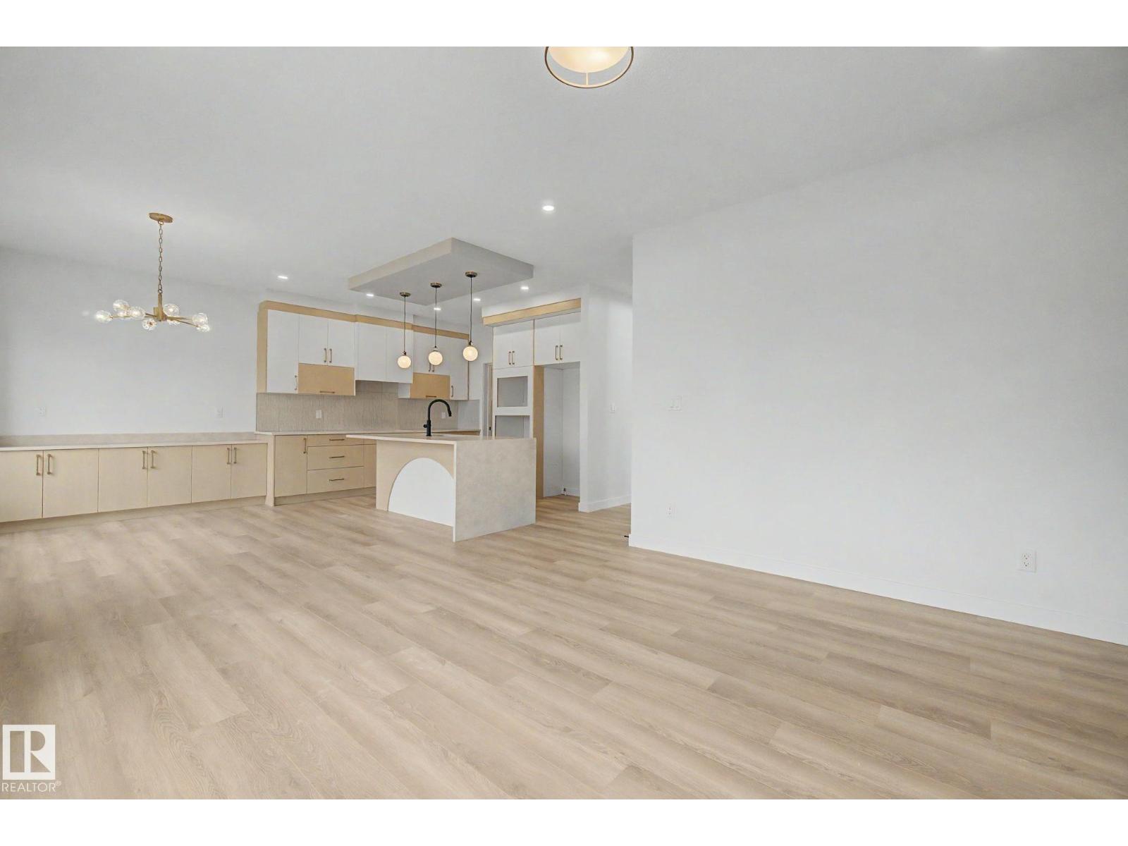 2 Willow Heights DR — photo 10