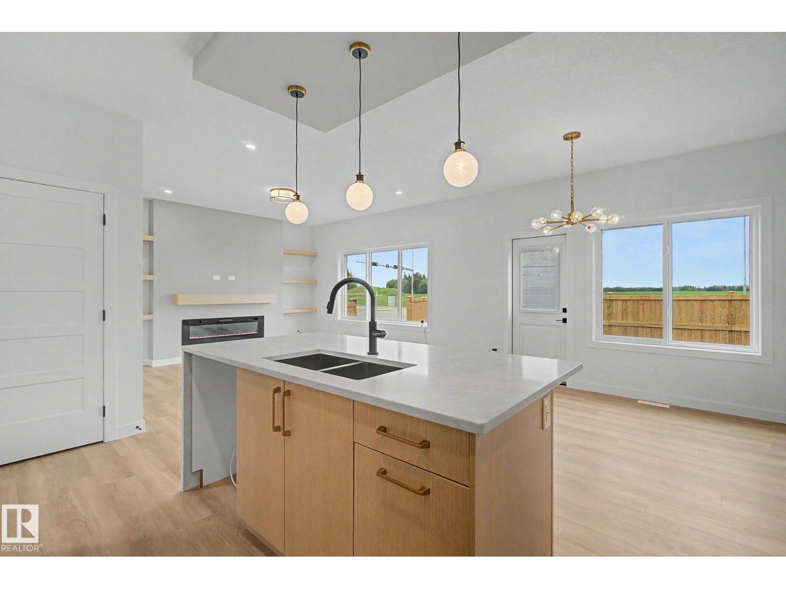 2 Willow Heights DR — photo 16