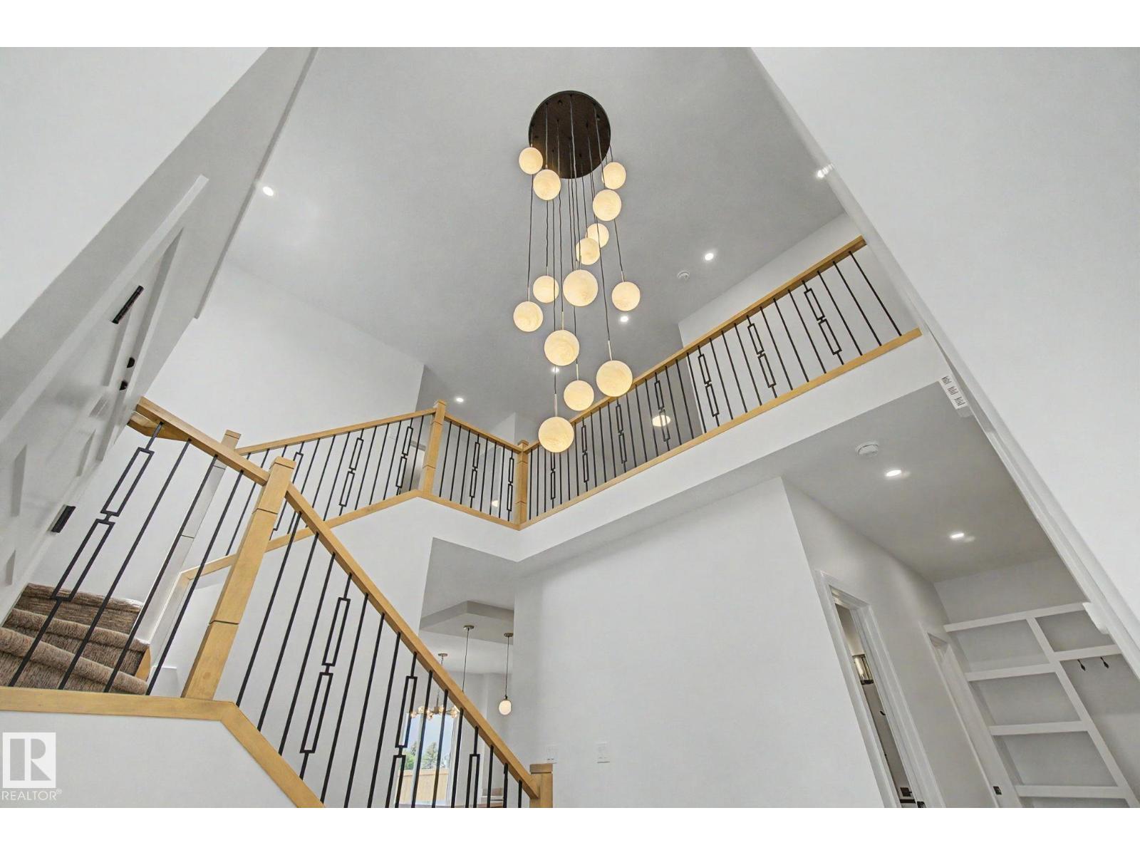 2 Willow Heights DR — photo 6