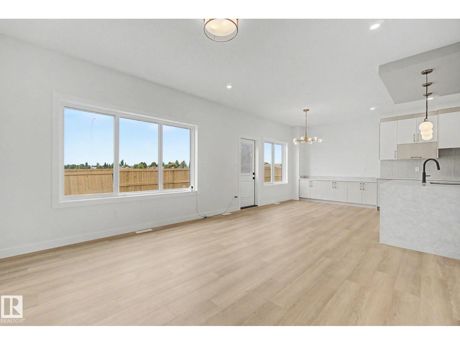 2 Willow Heights DR — photo 9