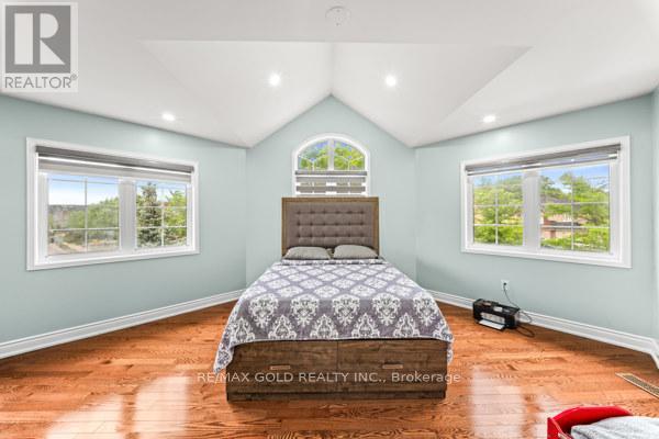 39 TRAILHEAD CRESCENT - 20