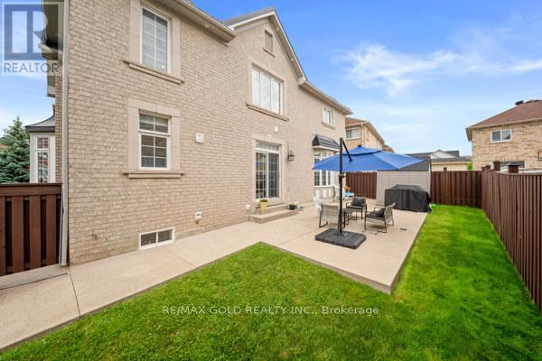 39 TRAILHEAD CRESCENT - 28