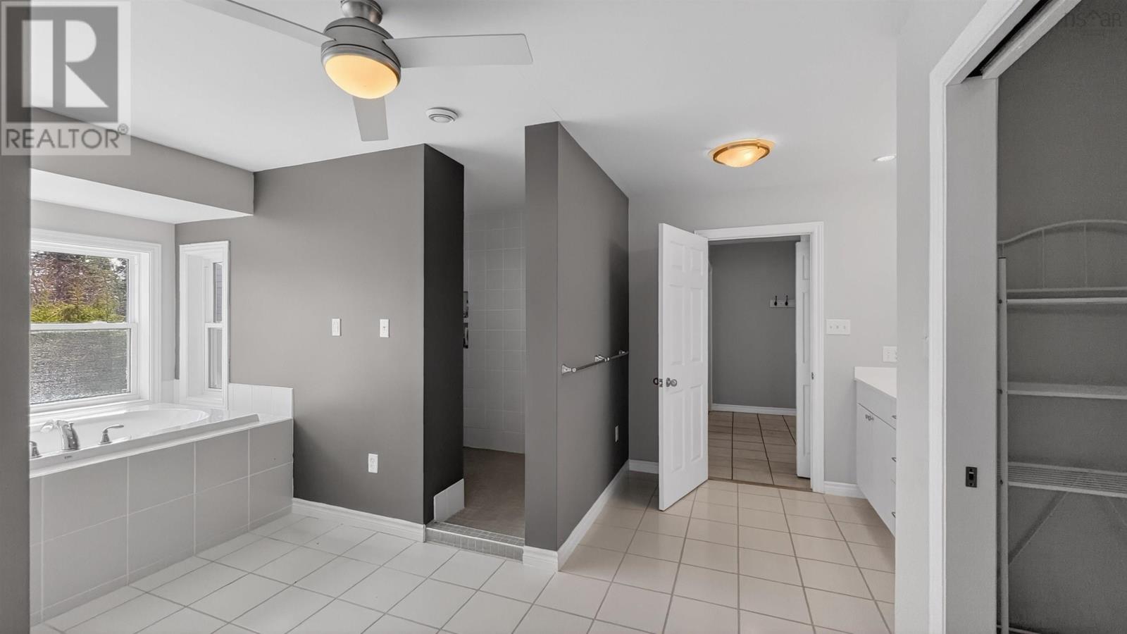 1718 New Haven Road - 19