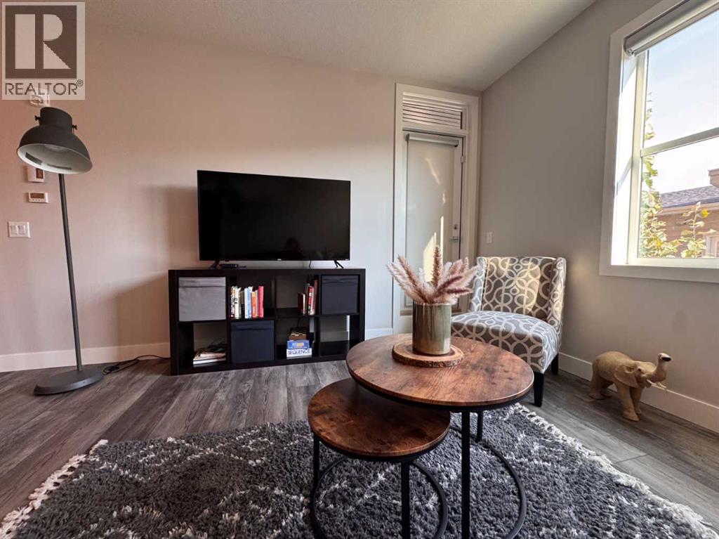 #110 8355 19 Avenue SW - 10