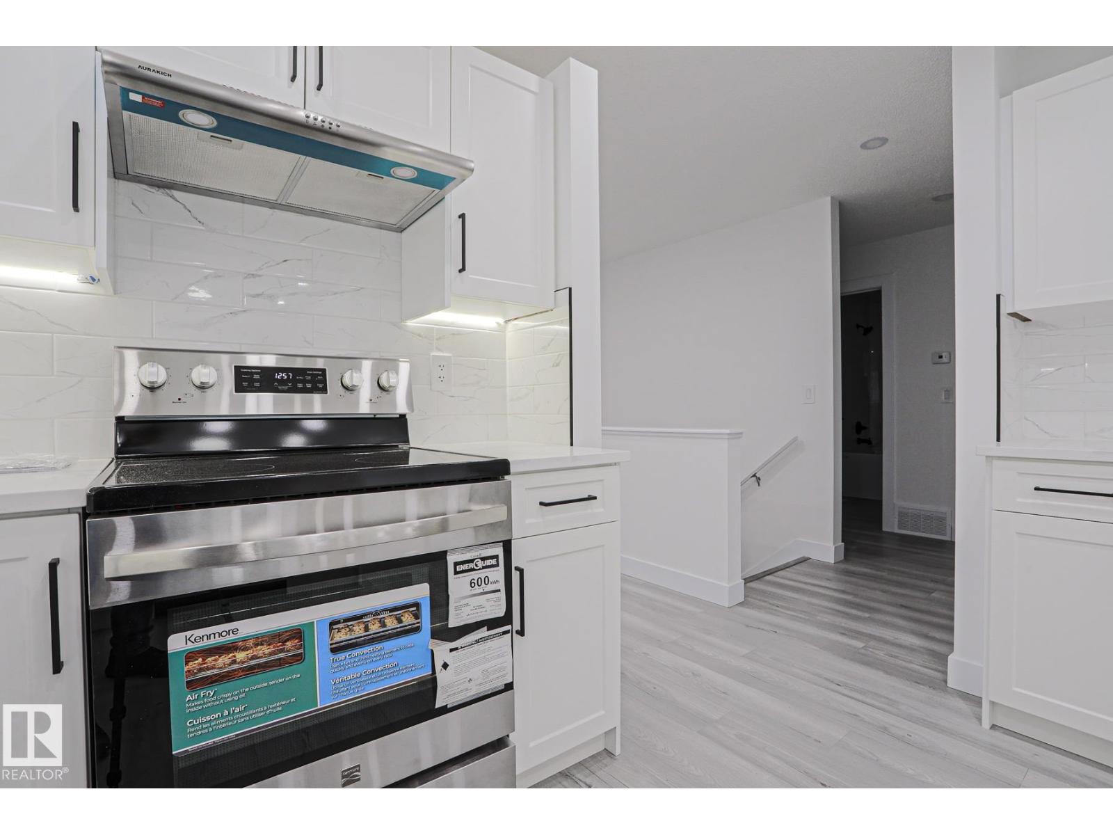 4716 207 ST NW - 11