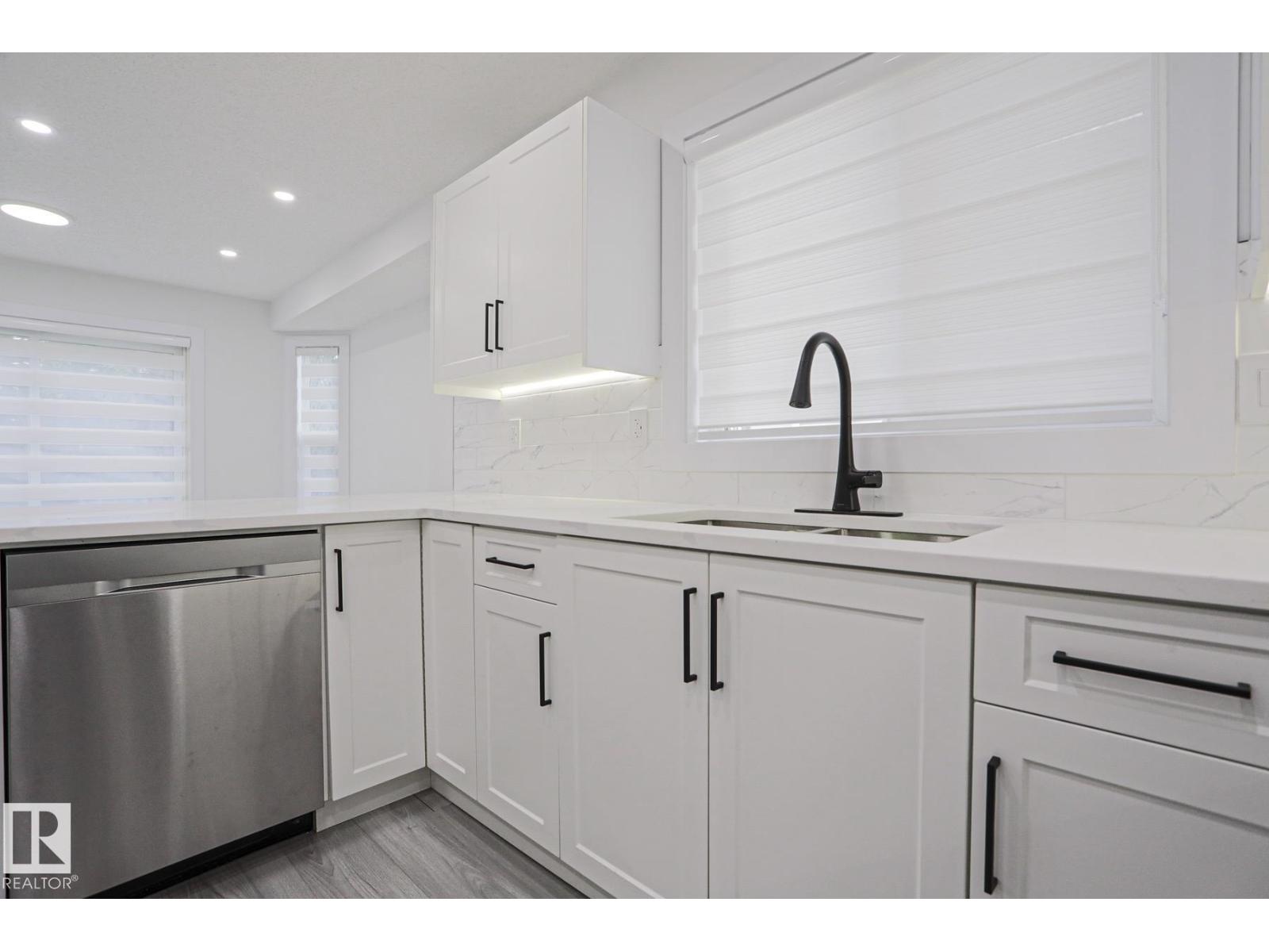4716 207 ST NW - 12