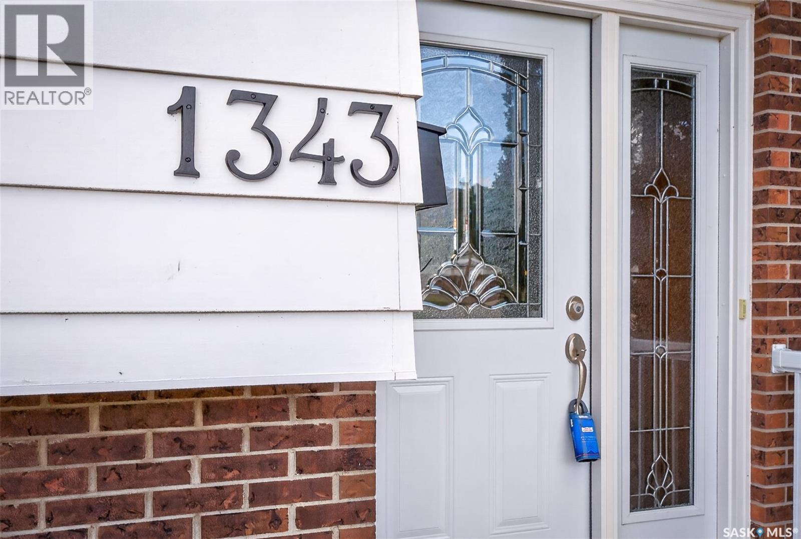 1343 Stadacona STREET W - photo 2
