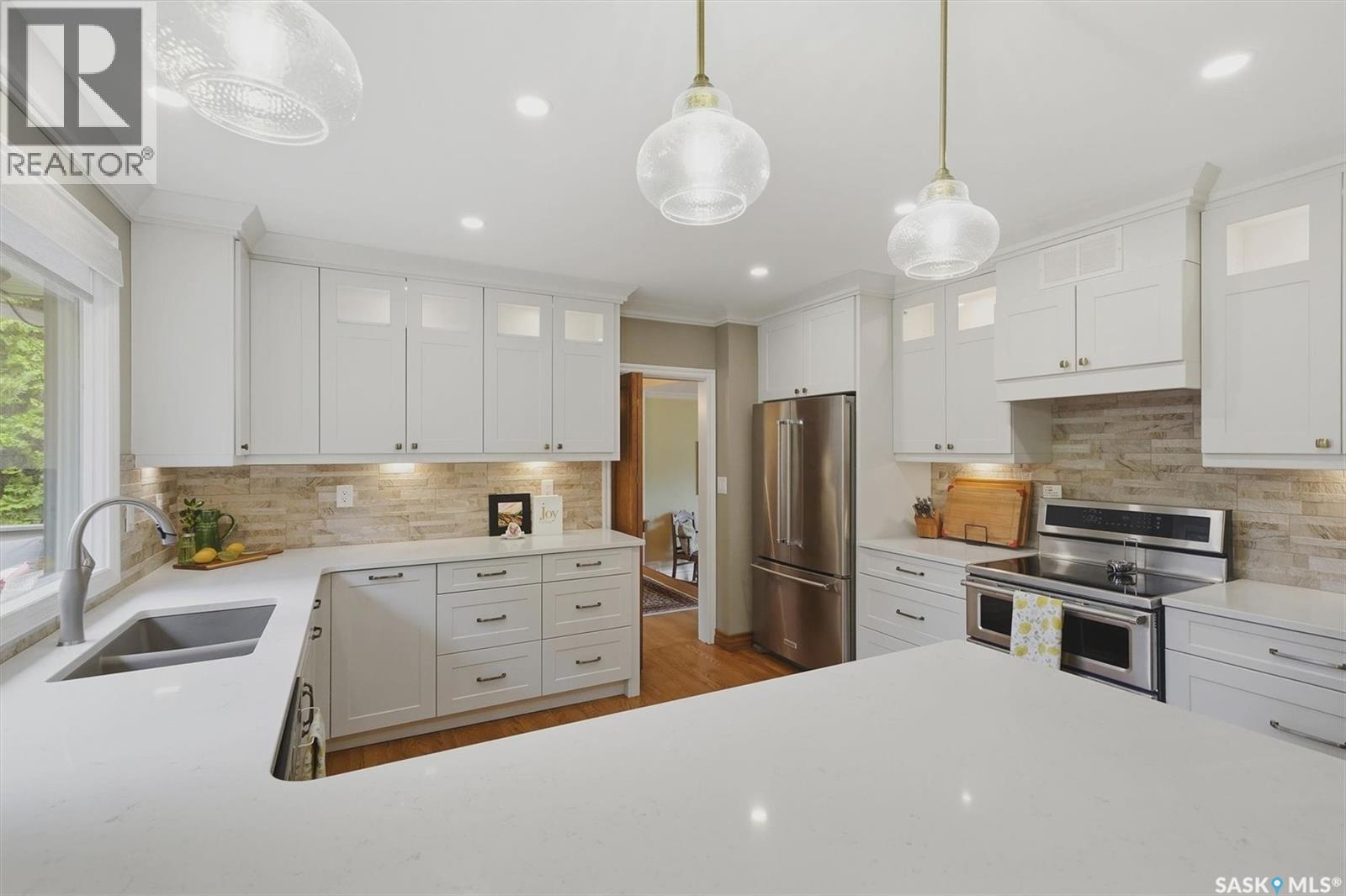201 Garrison CRESCENT — photo 9